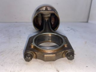 bontott BMW 3 E46 Dugattyú és Hajtókar