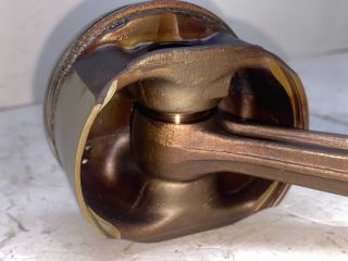 bontott BMW 3 E46 Dugattyú és Hajtókar