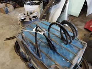 bontott BMW 3 E46 Első Rugó Pár