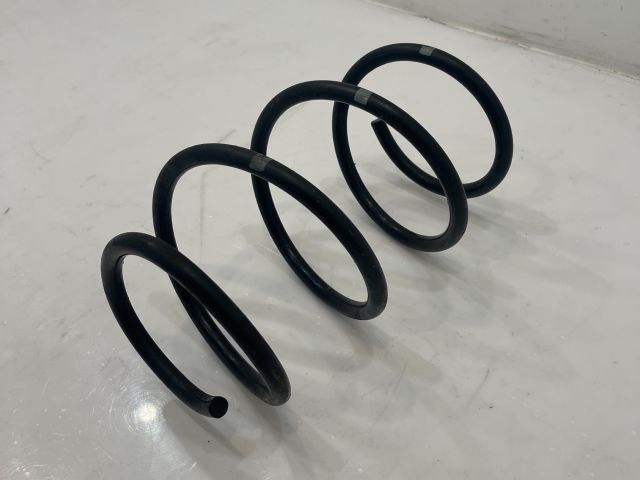 bontott BMW 3 E46 Első Rugó