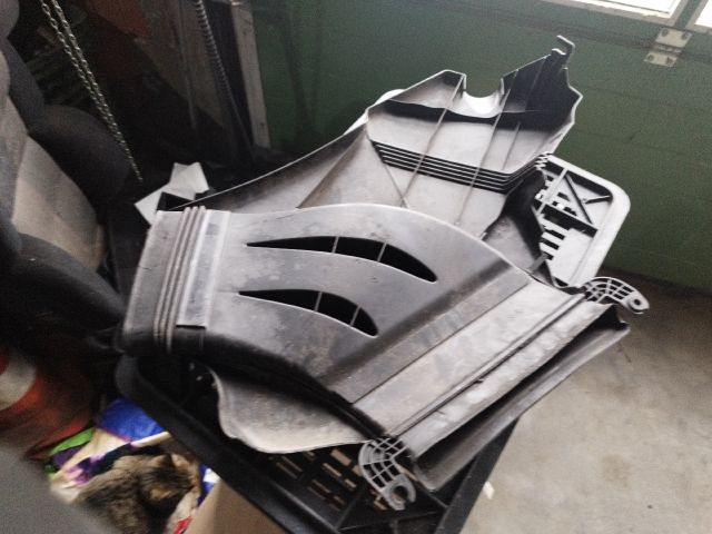 bontott BMW 3 E46 Felső Motorburkolat