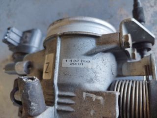 bontott BMW 3 E46 Fojtószelep (Mechanikus)