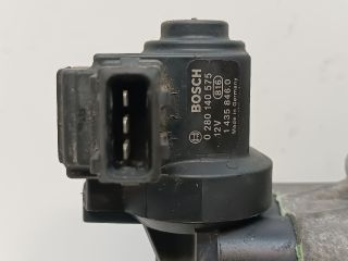 bontott BMW 3 E46 Fojtószelep (Mechanikus)