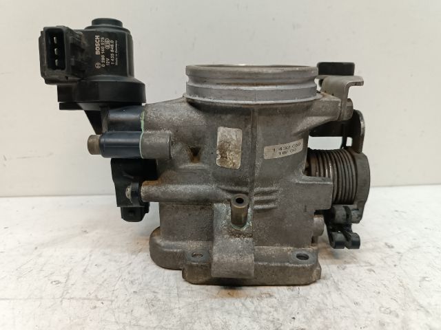 bontott BMW 3 E46 Fojtószelep (Mechanikus)