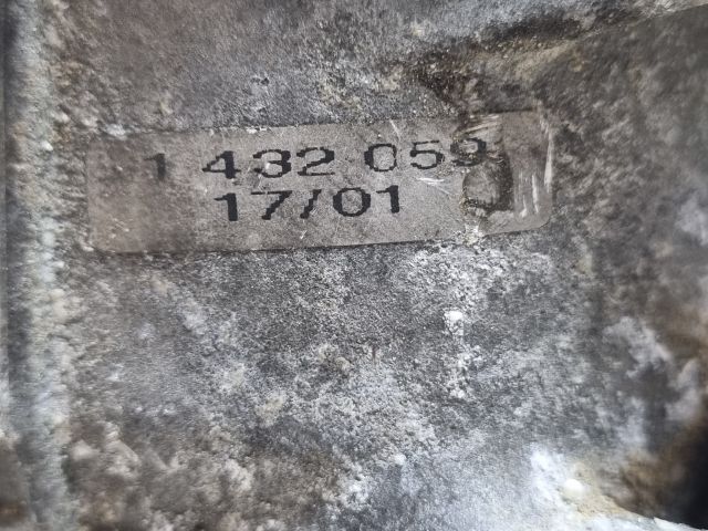 bontott BMW 3 E46 Fojtószelep (Mechanikus)