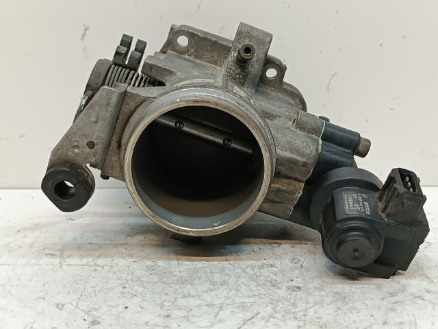 bontott BMW 3 E46 Fojtószelep (Mechanikus)