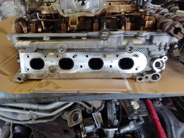 bontott BMW 3 E46 Hengerfej