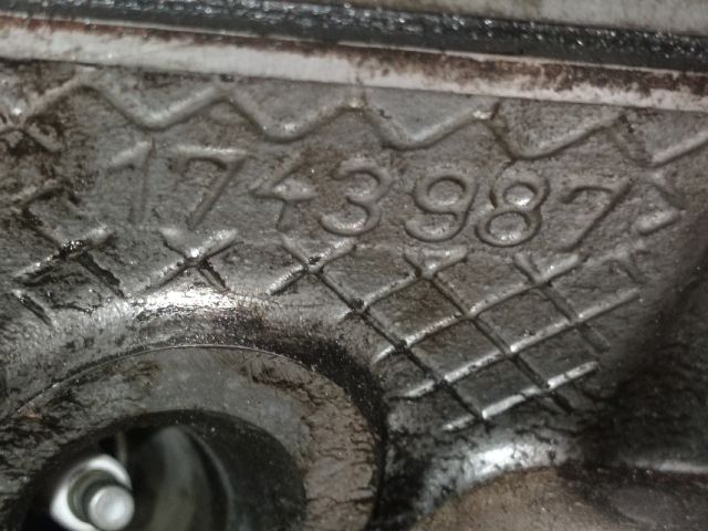 bontott BMW 3 E46 Hengerfej