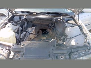 bontott BMW 3 E46 Jobb első Féknyereg Munkahengerrel