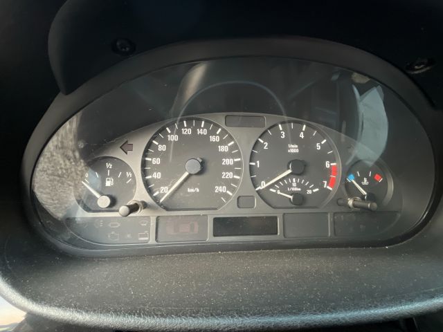 bontott BMW 3 E46 Kilométeróra
