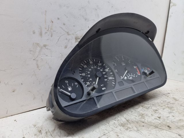 bontott BMW 3 E46 Kilométeróra