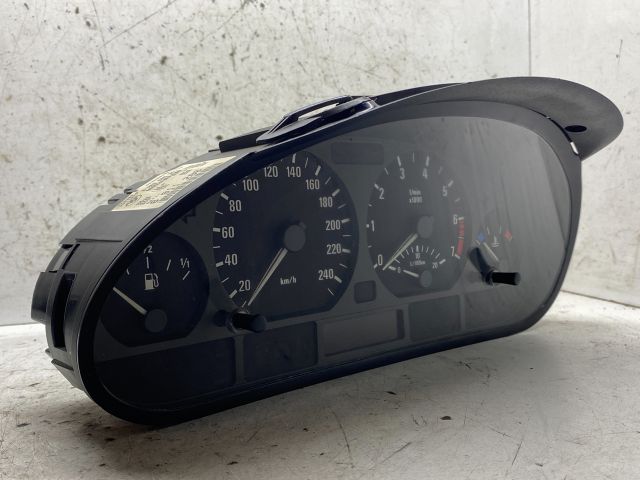 bontott BMW 3 E46 Kilométeróra