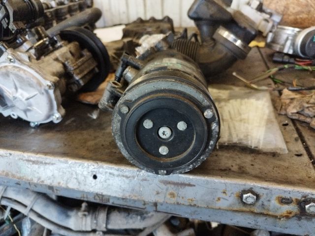 bontott BMW 3 E46 Klímakompresszor