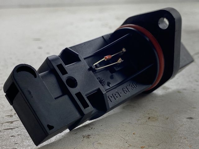 bontott BMW 3 E46 Légtömegmérő