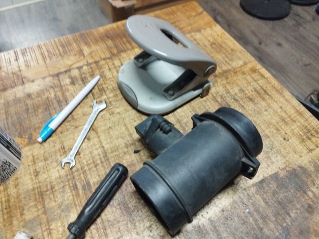 bontott BMW 3 E46 Légtömegmérő