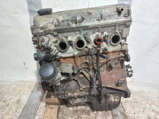 bontott BMW 3 E46 Motor (Fűzött blokk hengerfejjel)