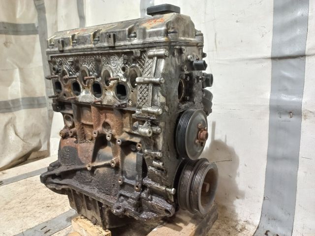 bontott BMW 3 E46 Motor (Fűzött blokk hengerfejjel)