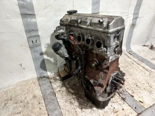 bontott BMW 3 E46 Motor (Fűzött blokk hengerfejjel)