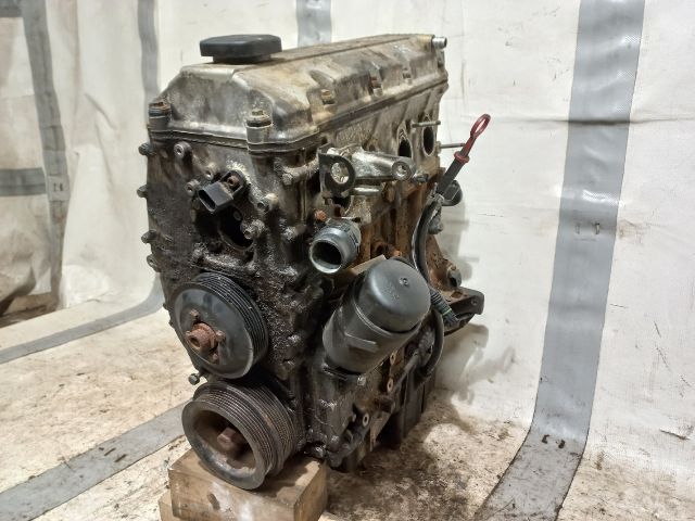 bontott BMW 3 E46 Motor (Fűzött blokk hengerfejjel)