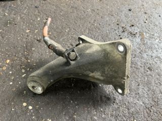 bontott BMW 3 E46 Motor Tartó Bak (Fém)