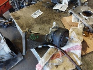 bontott BMW 3 E46 Motor Tartó Bak Jobb