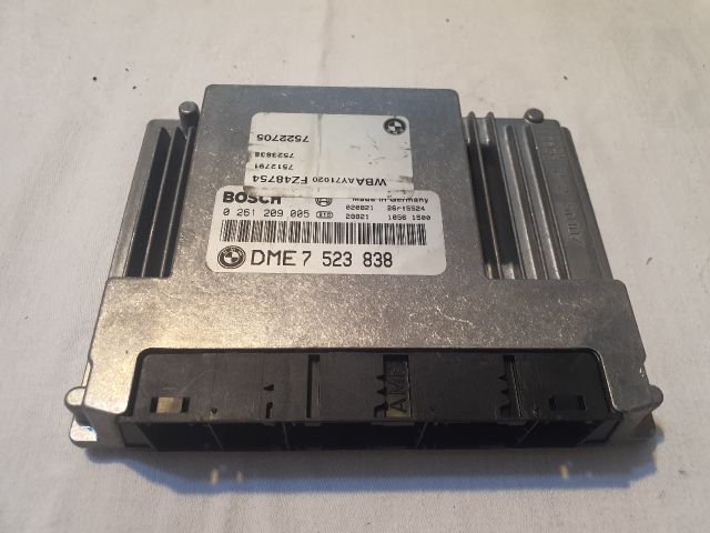 bontott BMW 3 E46 Motorvezérlő