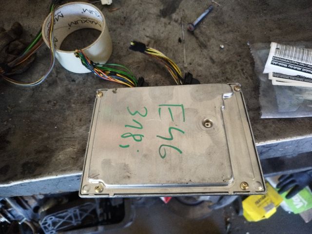 bontott BMW 3 E46 Motorvezérlő