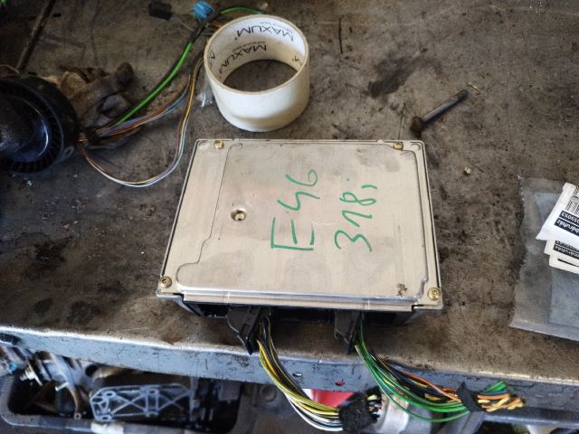 bontott BMW 3 E46 Motorvezérlő