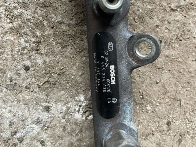 bontott BMW 3 E46 Nagynyomású Üzemanyag Gyűjtőcső