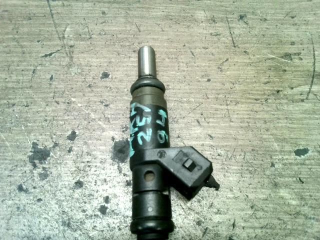 bontott BMW 3 E46 Porlasztó (1 db)