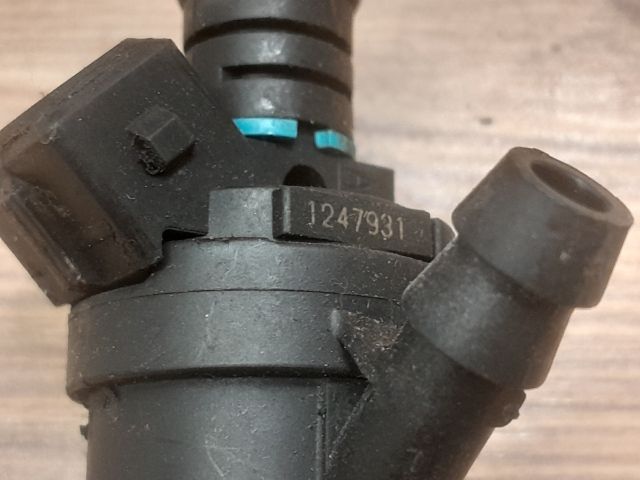 bontott BMW 3 E46 Porlasztó (1 db)