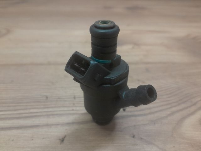 bontott BMW 3 E46 Porlasztó (1 db)