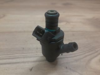 bontott BMW 3 E46 Porlasztó (1 db)