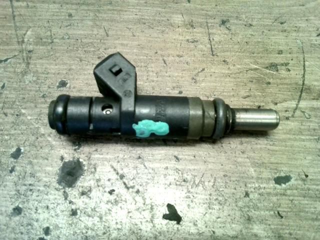 bontott BMW 3 E46 Porlasztó (1 db)