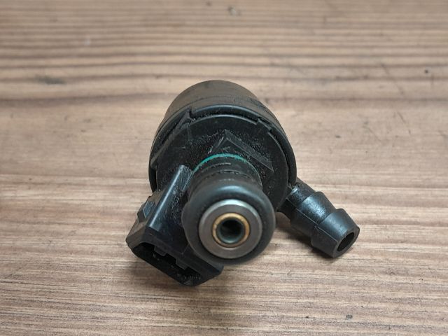 bontott BMW 3 E46 Porlasztó (1 db)