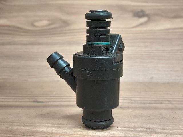 bontott BMW 3 E46 Porlasztó (1 db)