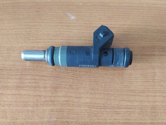 bontott BMW 3 E46 Porlasztó (1 db)