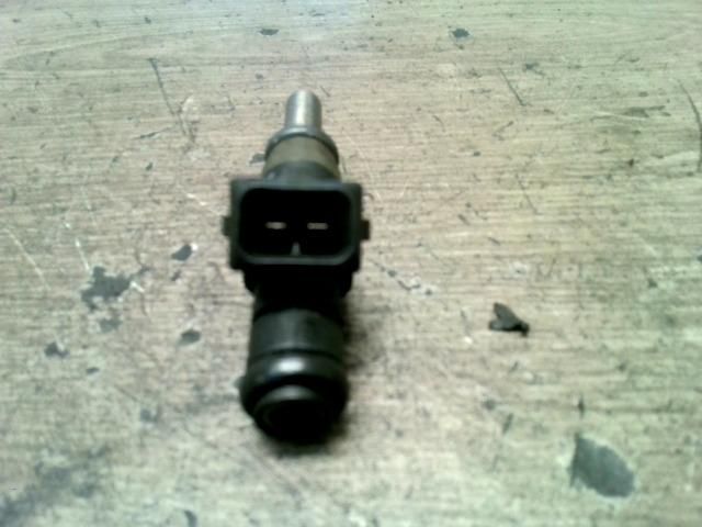 bontott BMW 3 E46 Porlasztó (1 db)