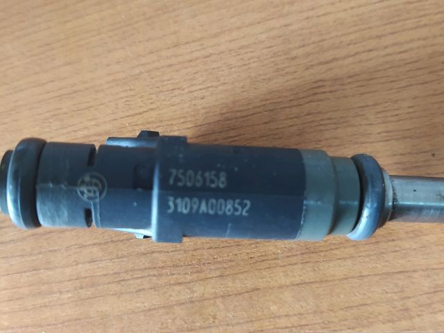 bontott BMW 3 E46 Porlasztó (1 db)