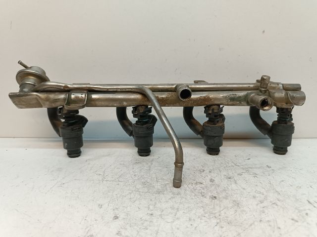 bontott BMW 3 E46 Porlasztó Sor / Híd