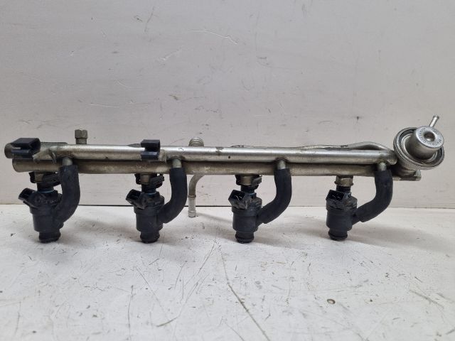 bontott BMW 3 E46 Porlasztó Sor / Híd