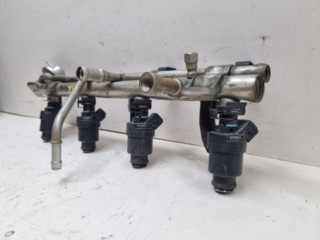 bontott BMW 3 E46 Porlasztó Sor / Híd