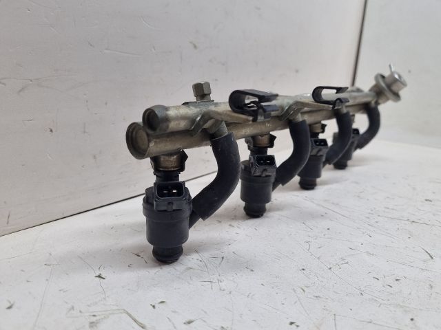 bontott BMW 3 E46 Porlasztó Sor / Híd