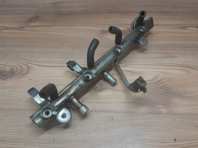 bontott BMW 3 E46 Porlasztó Sor / Híd