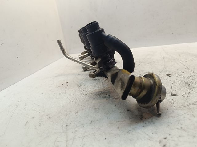 bontott BMW 3 E46 Porlasztó Sor / Híd