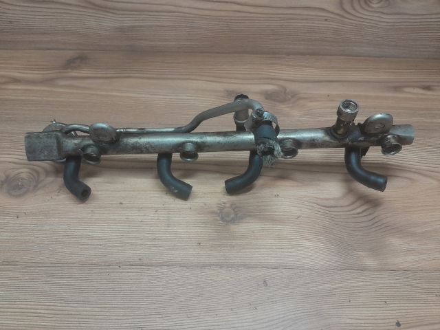 bontott BMW 3 E46 Porlasztó Sor / Híd