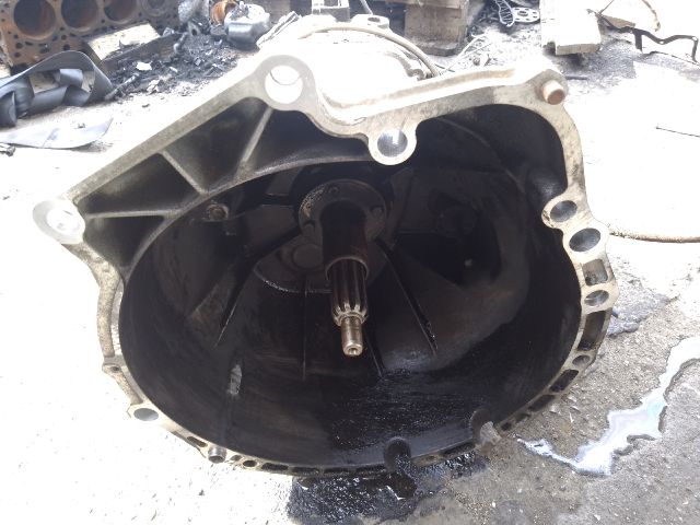 bontott BMW 3 E46 Váltó (Mechanikus)