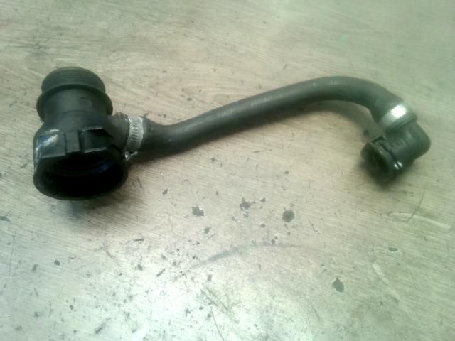 bontott BMW 3 E46 Vízcső