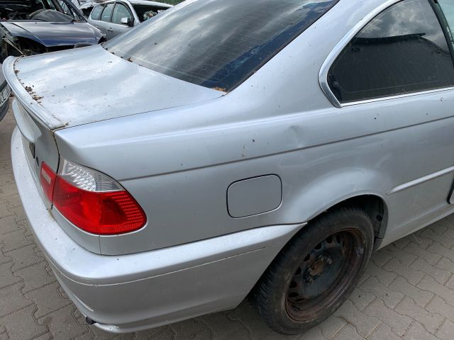 bontott BMW 3 E46 Jobb első Féknyereg Munkahengerrel