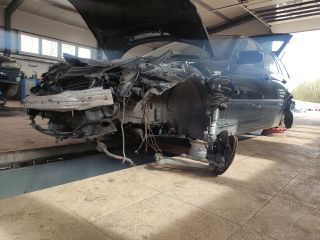 bontott BMW 3 E46 Bal első Fékkengyel